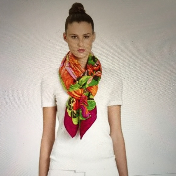 Authentic Hermès 140cm 65% cashmere/35% silk scarf - Picture 4 of 8